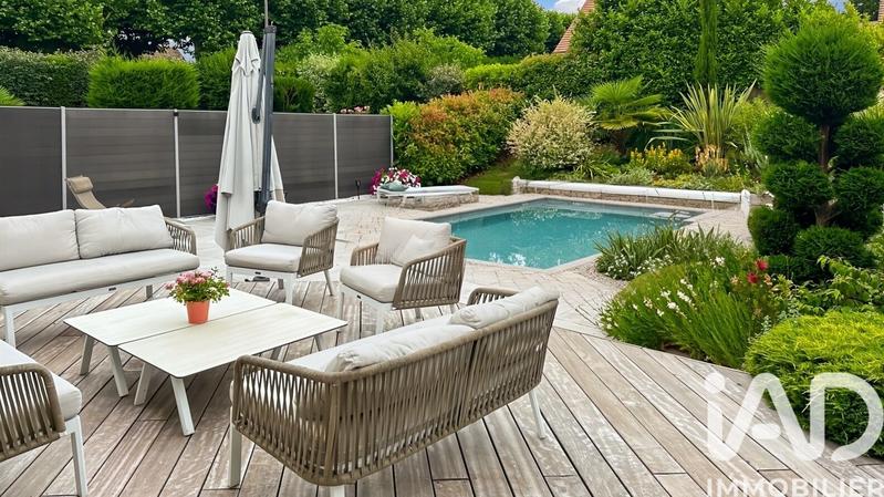 Maison - 144 m² - 6 pièces