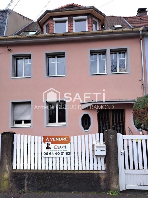 Maison - 194 m² - 8 pièces