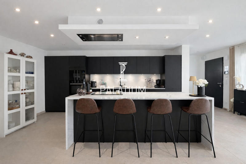 Duplex - 130 m² - 4 pièces