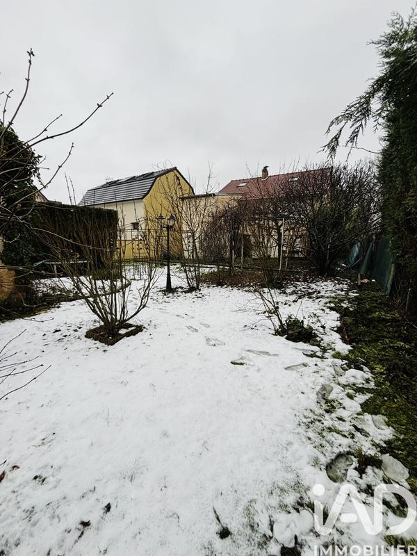 Maison - 104 m² - 6 pièces