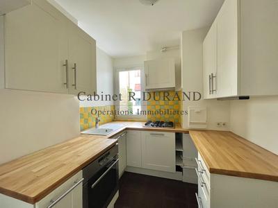 Appartement - 76 m² - 3 pièces