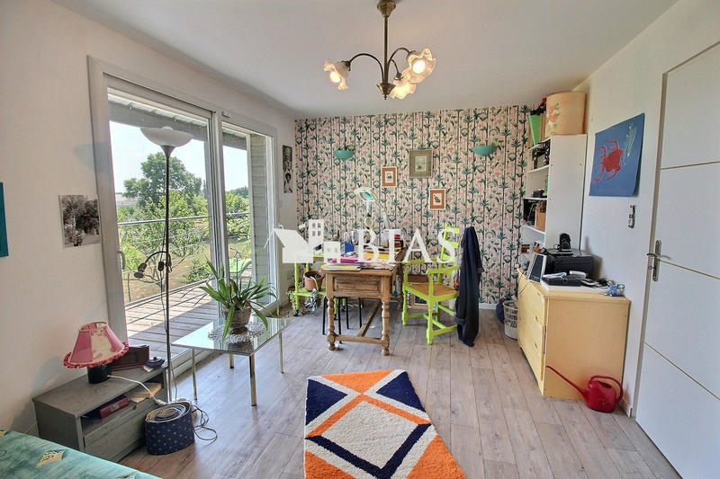 Maison contemporaine - 240 m² - 6 pièces