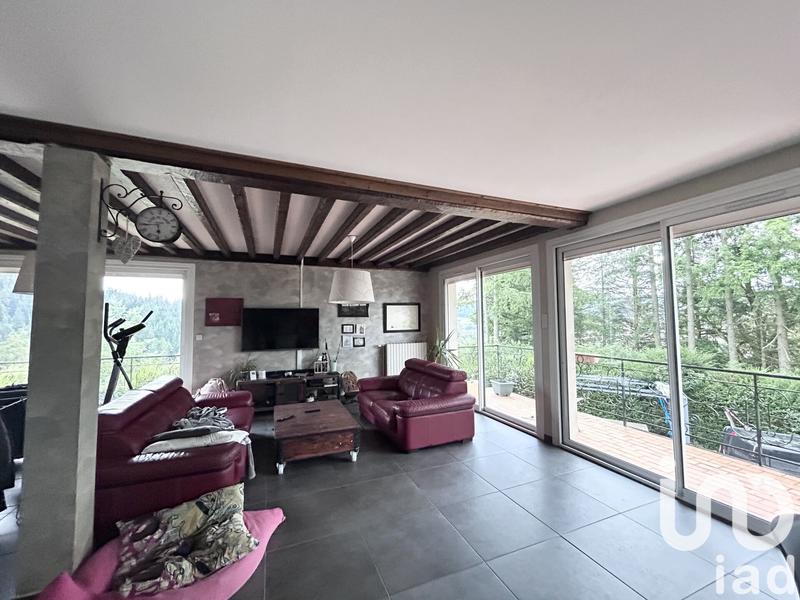 Maison - 140 m² - 5 pièces