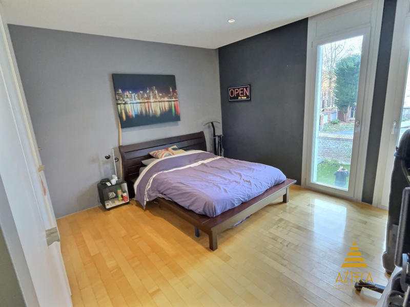 Maison contemporaine - 295 m² - 6 pièces