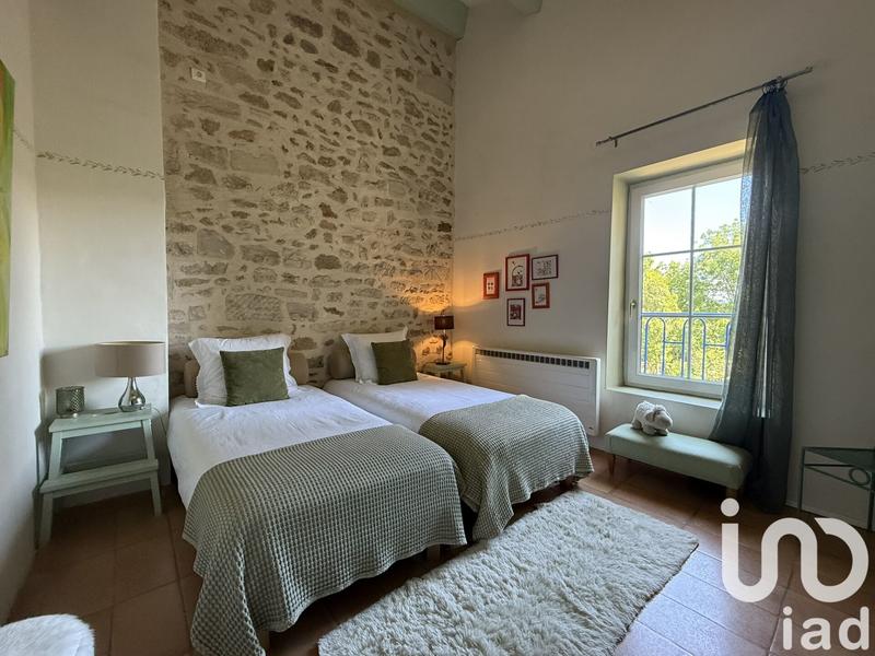 Maison - 322 m² - 11 pièces