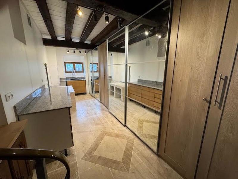 Maison - 215 m² - 8 pièces