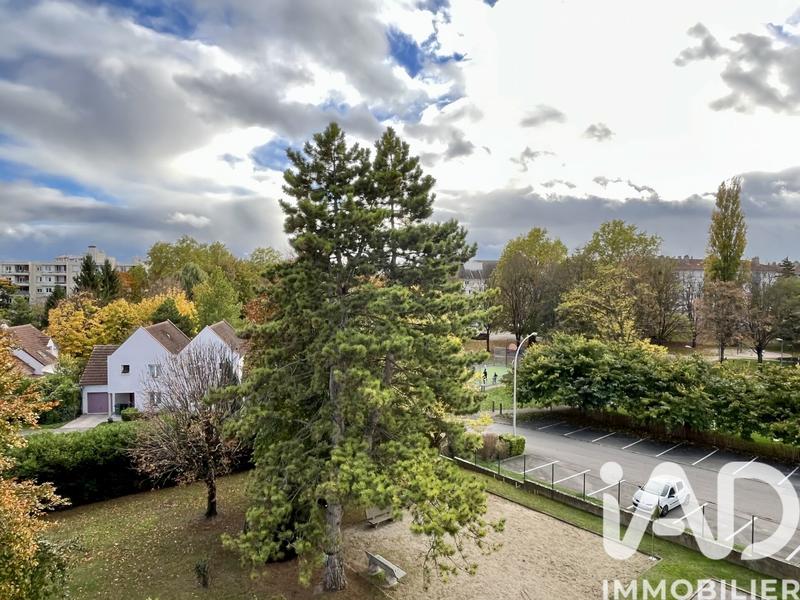 Appartement - 79 m² - 4 pièces