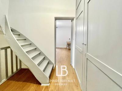 Maison - 94 m² - 5 pièces