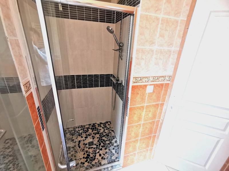 Appartement - 80 m² - 3 pièces