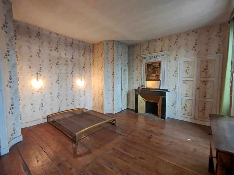 Propriété - 280 m² - 10 pièces