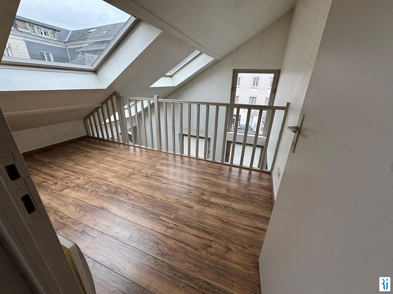 Appartement - 97 m² - 5 pièces