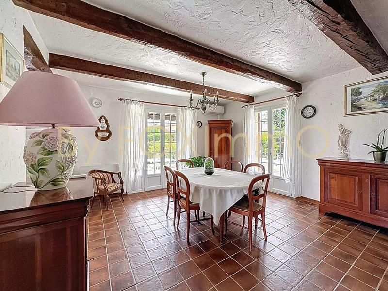 Maison - 144 m² - 6 pièces