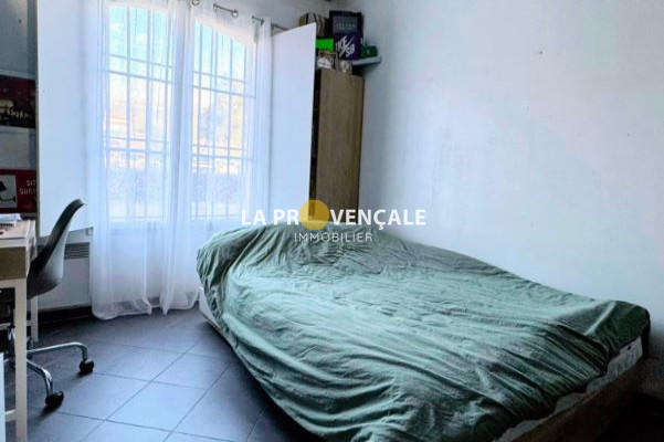 Appartement - 88 m² - 4 pièces