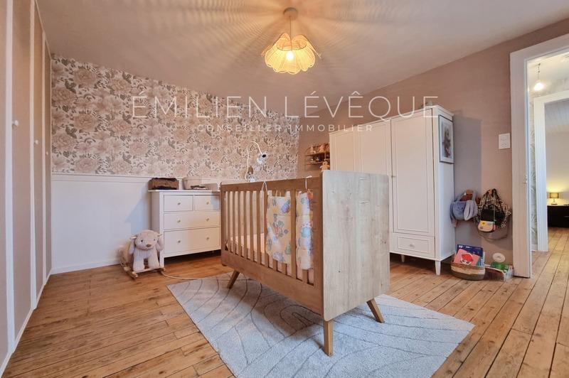 Maison - 136 m² - 7 pièces