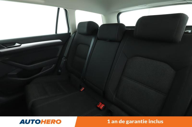 Volkswagen Passat Sw 1.4 Tsi Act BlueMotion Tech Confortline Dsg7 150 ch