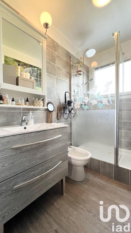 Maison - 101 m² - 5 pièces