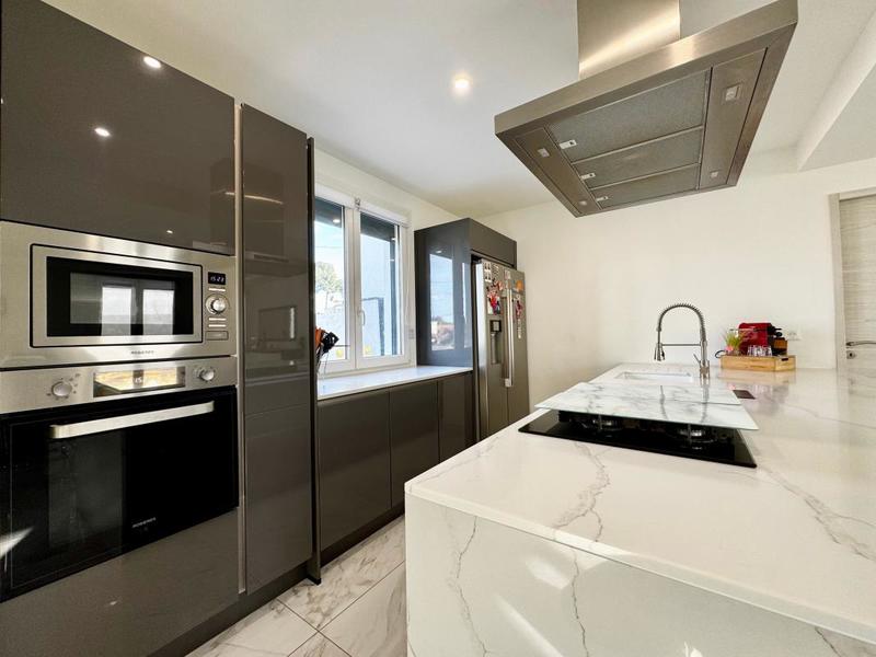 Maison - 108 m² - 5 pièces