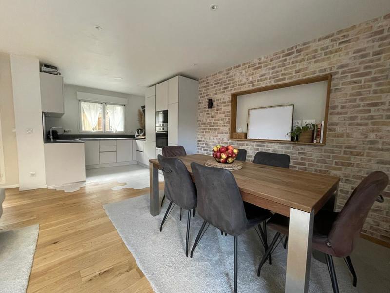 Duplex - 133 m² - 4 pièces