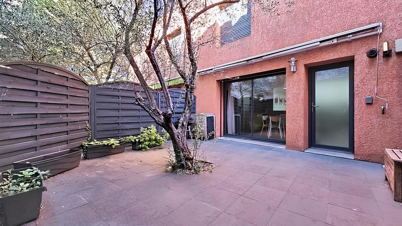 Loft - 109 m² - 4 pièces