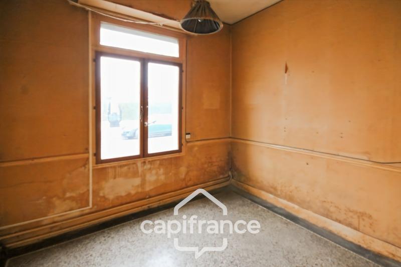 Maison - 207 m² - 8 pièces