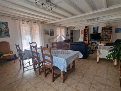 Maison - 140 m² - 5 pièces