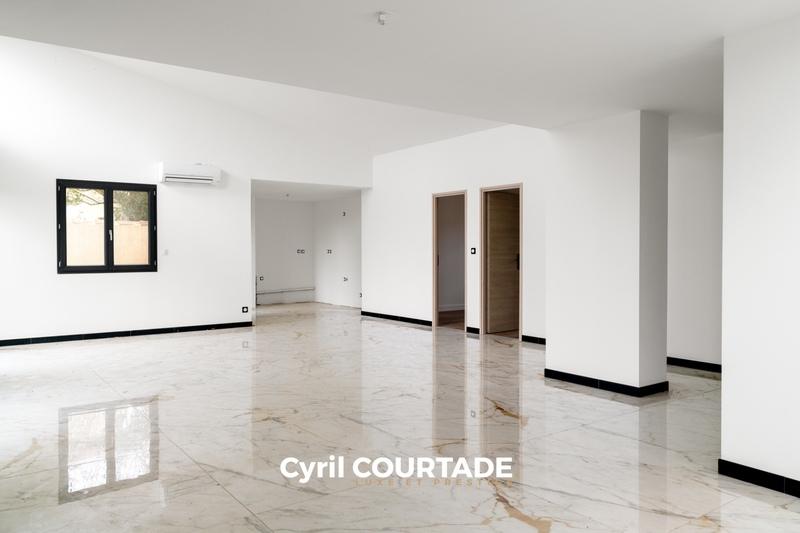 Maison - 159 m² - 3 pièces