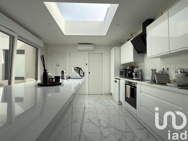 Maison - 98 m² - 4 pièces