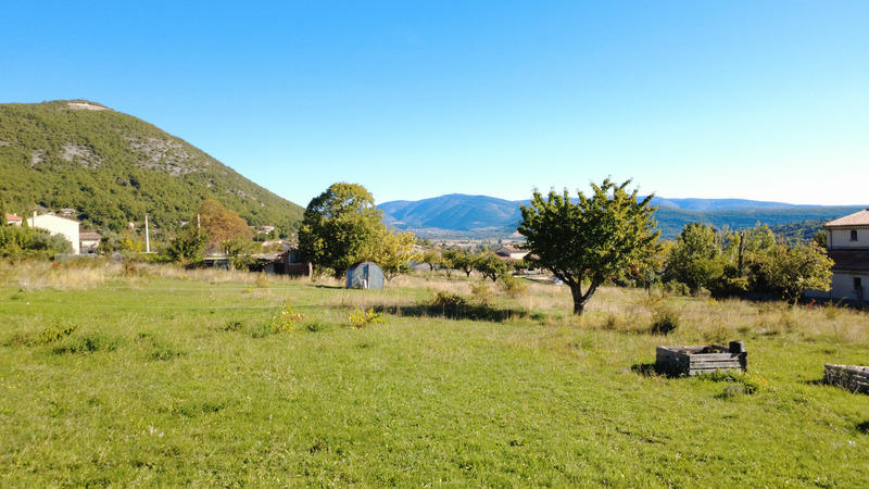 Terrain constructible - 8 085 m²