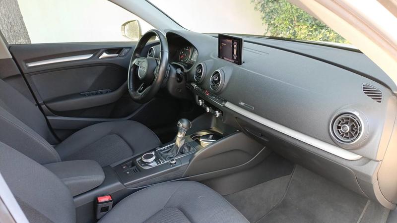 Audi A3 sportback 2 Tdi 150 s-Tronic7 s-Line - Automatique