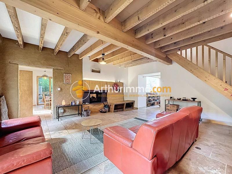 Maison - 244 m² - 5 pièces