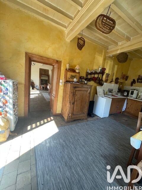 Maison - 227 m² - 8 pièces