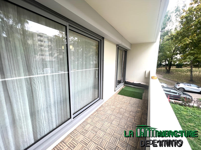 Appartement - 98 m² - 5 pièces