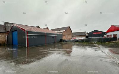 Local d'activité / Entrepôt - 536 m²