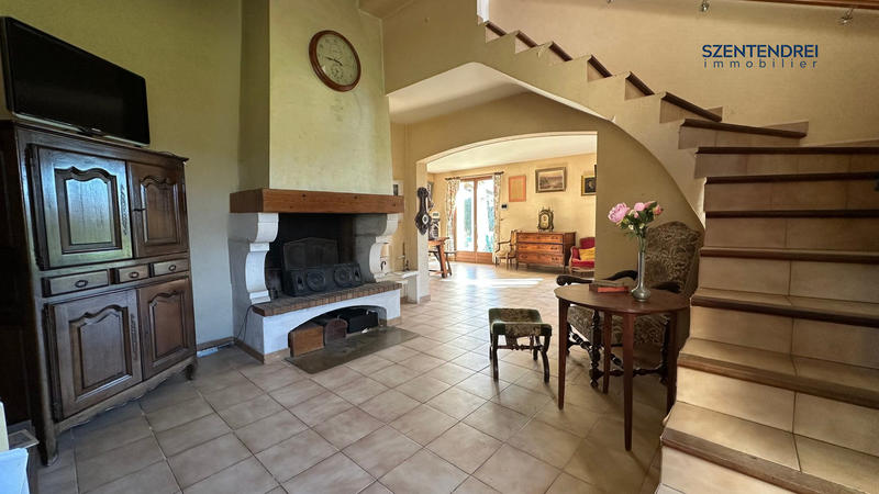 Maison - 193 m² - 6 pièces