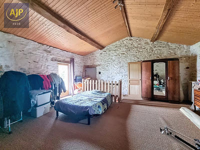 Maison - 152 m² - 4 pièces