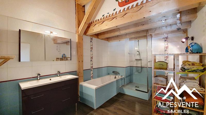 Maison - 162 m² - 4 pièces