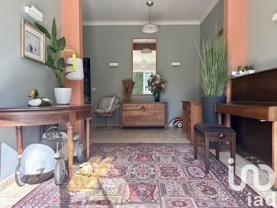 Maison - 300 m² - 8 pièces