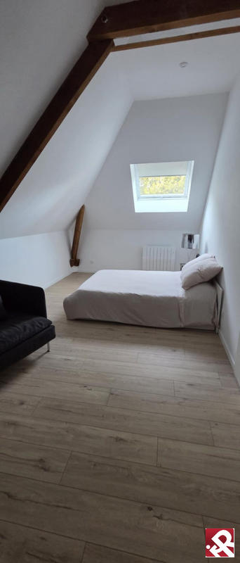 Maison - 320 m² - 7 pièces