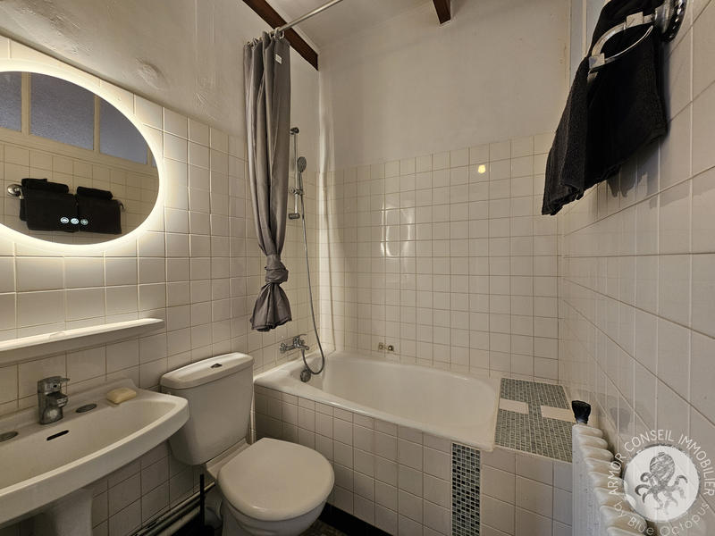 Maison - 93 m² - 6 pièces