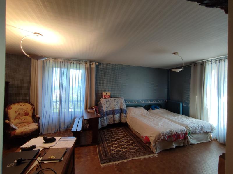 Maison ancienne - 350 m² - 13 pièces