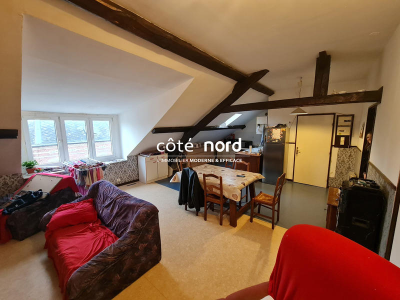 Maison - 310 m² - 12 pièces