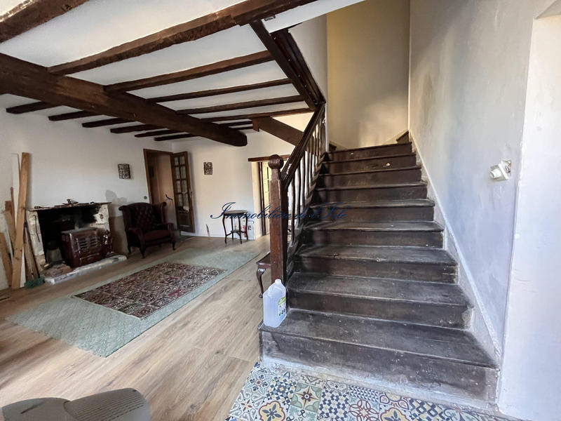 Maison - 300 m² - 10 pièces