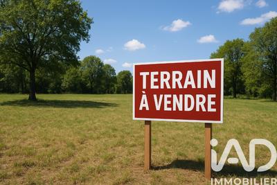 Terrain - 749 m²