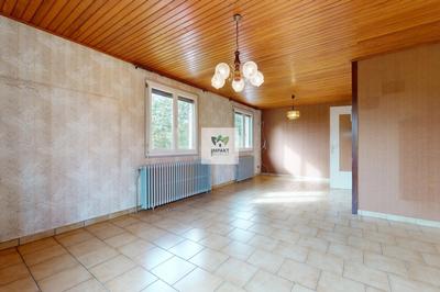 Maison - 111 m² - 6 pièces