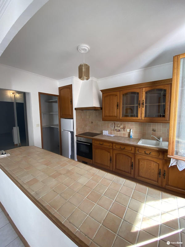 Maison - 142 m² - 9 pièces