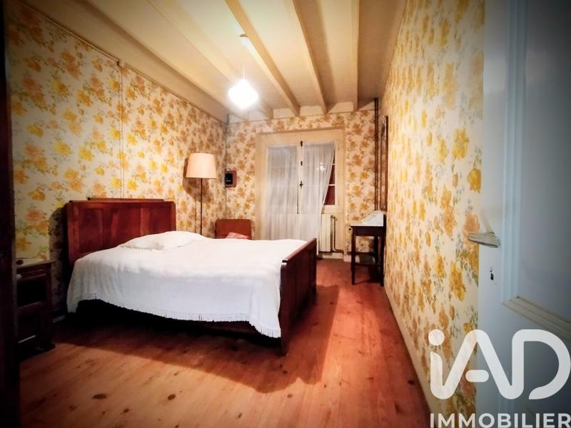 Maison de village - 223 m² - 10 pièces