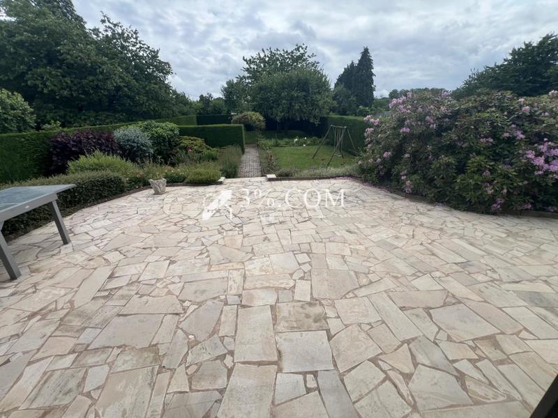 Maison - 100 m² - 6 pièces