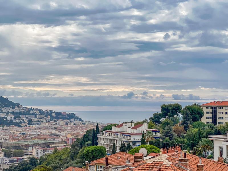 Appartement - 77 m² - 4 pièces