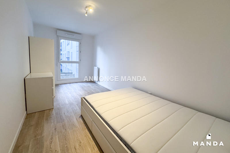 Chambre - 13 m² - 4 pièces