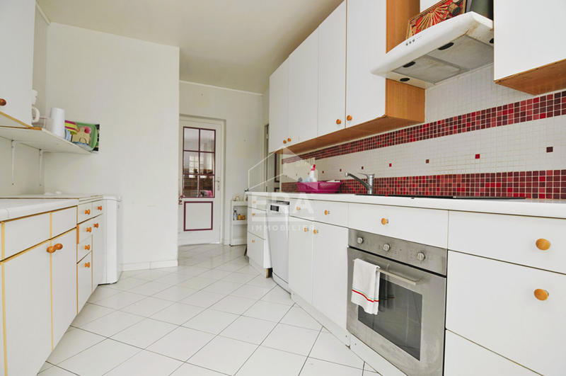 Maison - 179 m² - 6 pièces